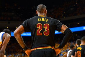 亚博体育-关于詹姆斯连续五场比赛得分超过绝杀，中国队挑战极限！的信息