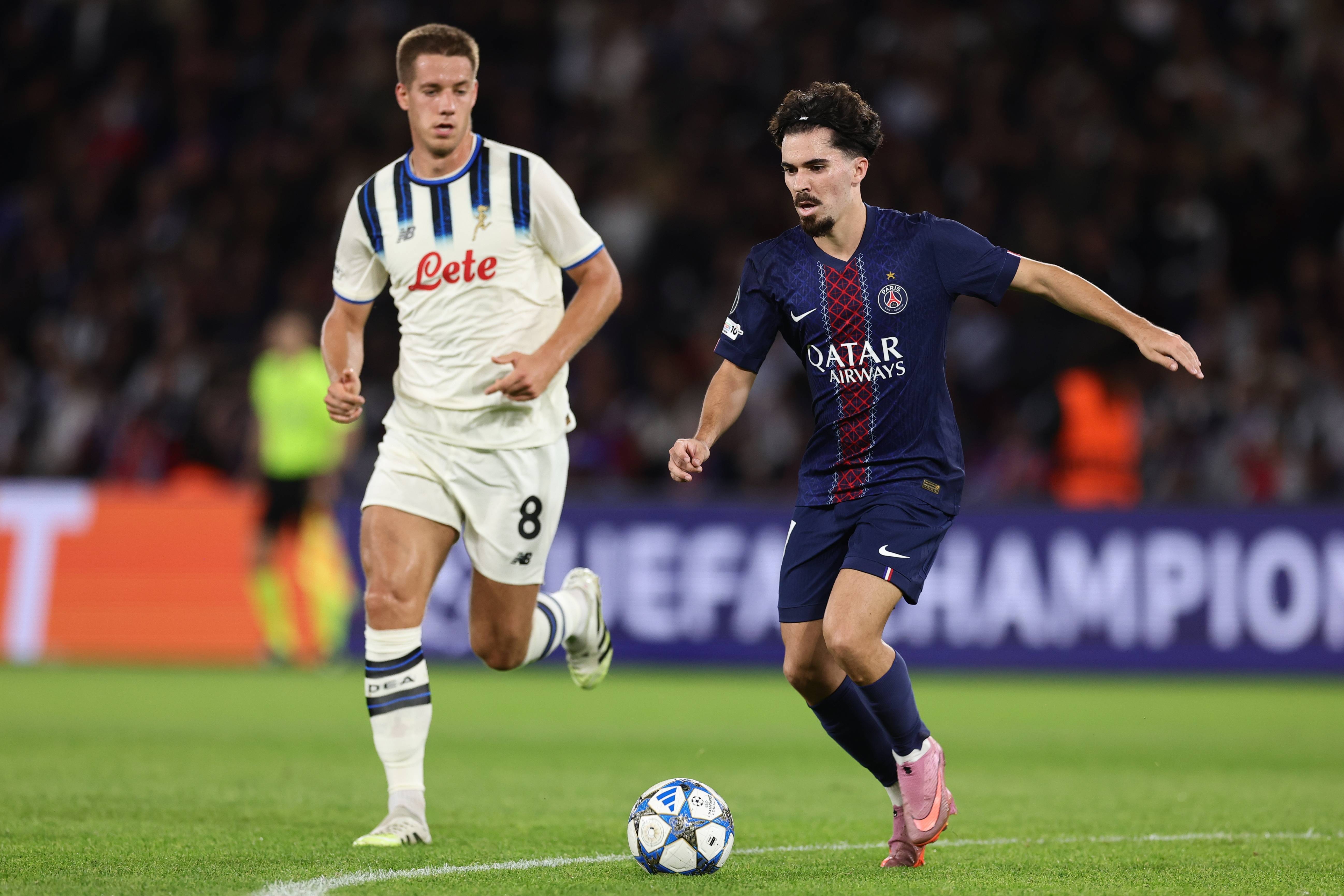 包含Doinb迎来十二赛季高光表现，巴黎圣日耳曼球迷沸腾！的词条